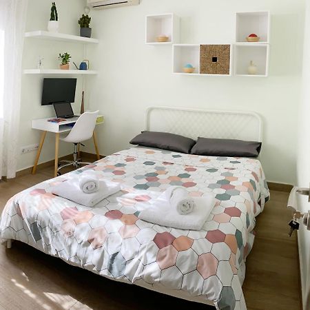 Comoda Habitacion Doble Cerca De Los Lugares Emblematicos De Madrid Esterno foto
